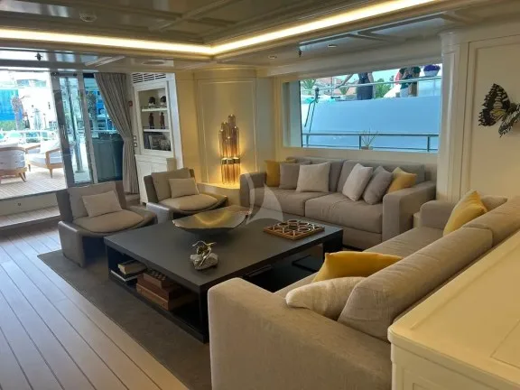 Main salon