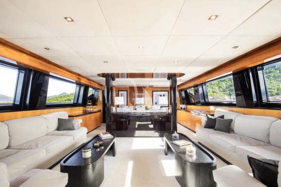 Image of CAN’T REMEMBER yacht #9