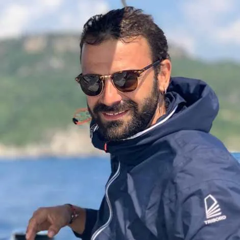 Crew of ROYAL FLUSH|Remi Cavat — Captain