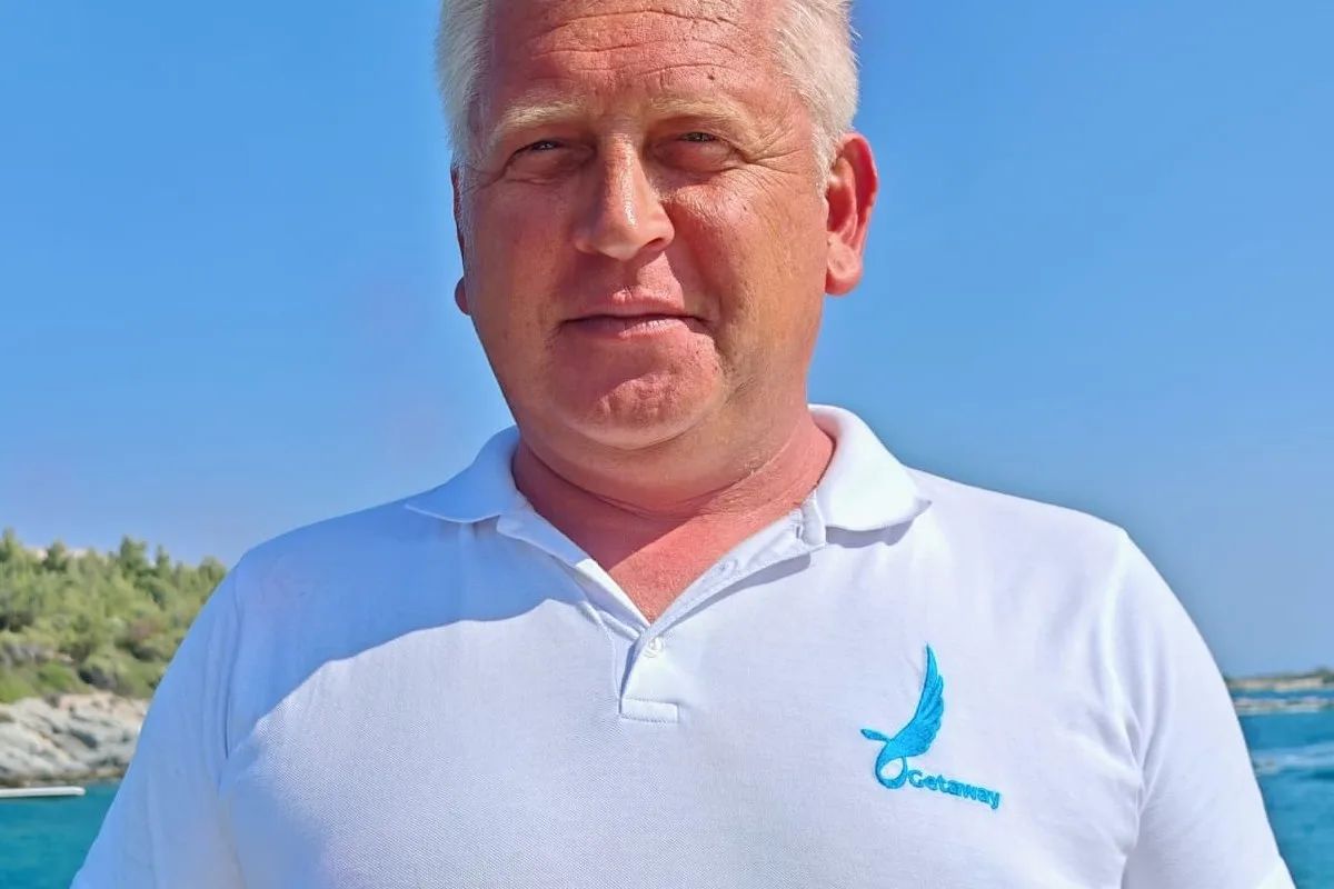 Crew Main Image