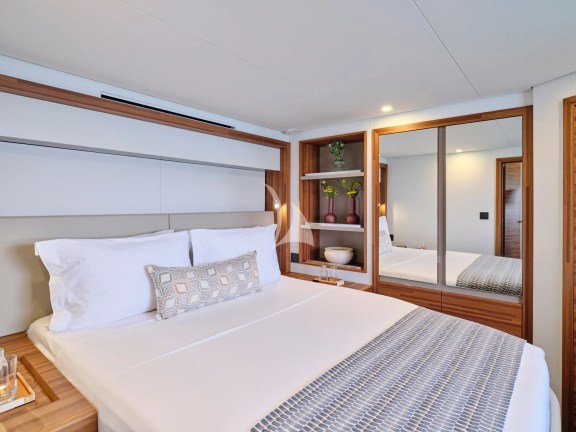 Guest cabin