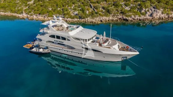 Image of SILENT WORLD yacht #47