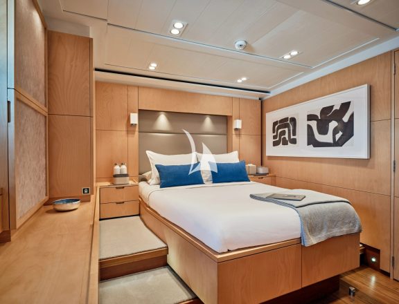 Double Cabin