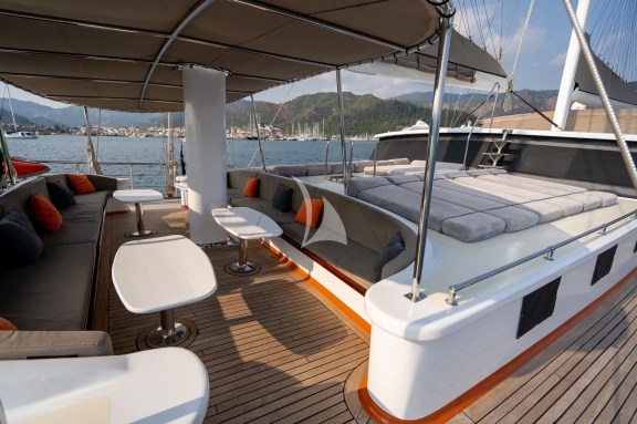 Image of Nevra Queen yacht #35