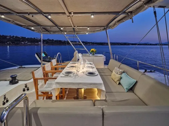 Evening set up on Flybridge
