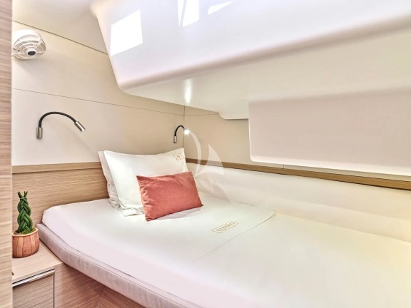 Double cabin