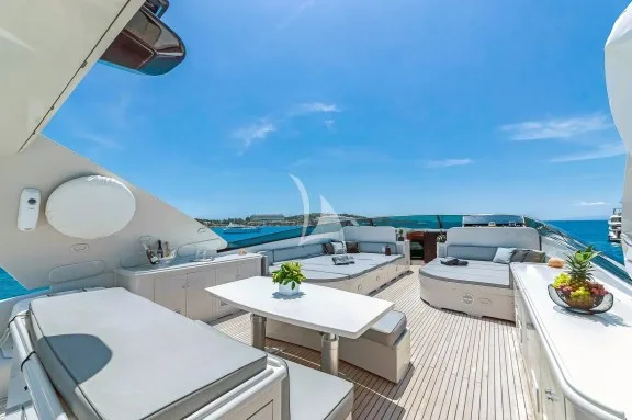 Image of THEION yacht #38