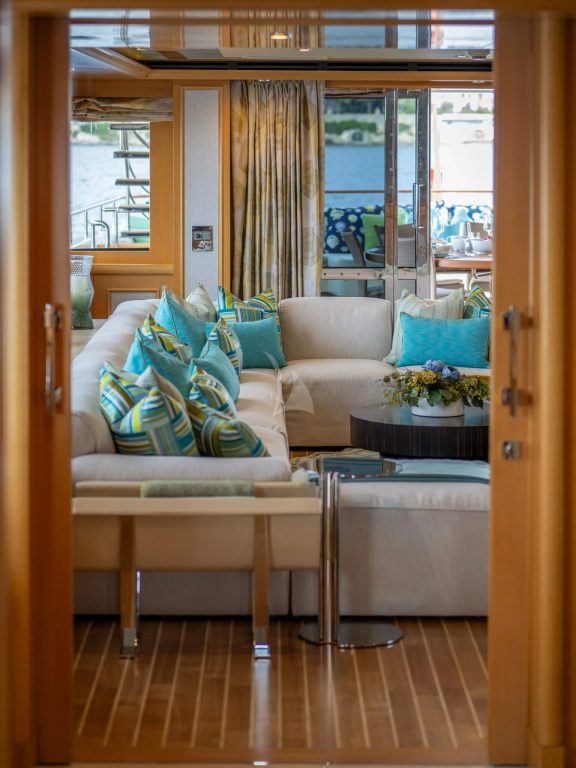 Upper deck salon