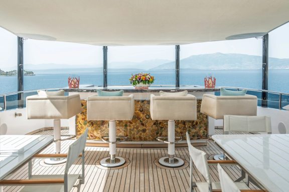 Bar at forward end of sundeck