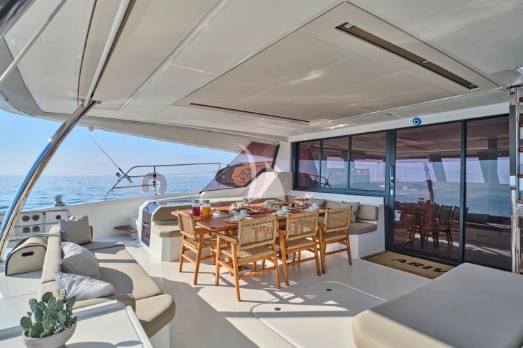 Aft dining area