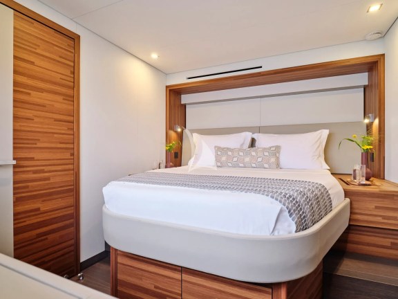 Guest cabin