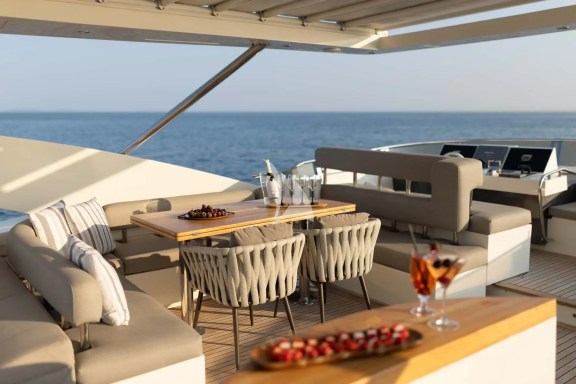 Fly Bridge dining table folded