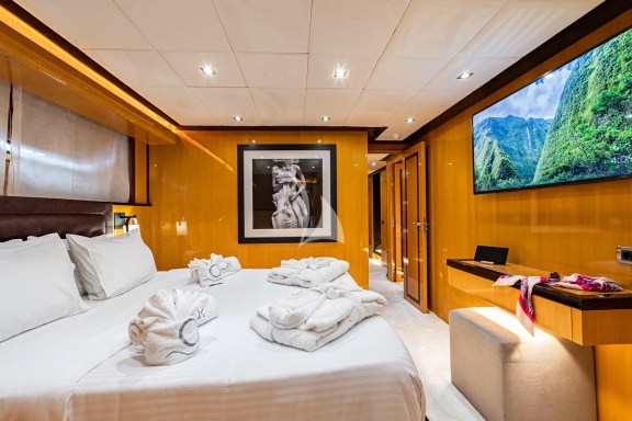 Image of CAN’T REMEMBER yacht #21
