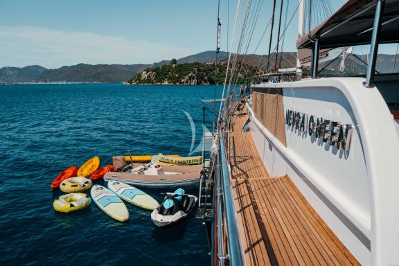Image of Nevra Queen yacht #34