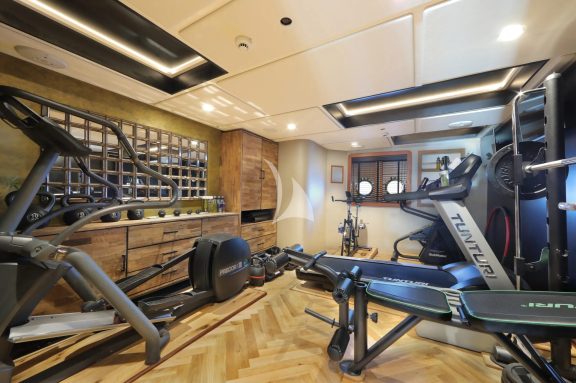 FULLY EQUIPPED GYM