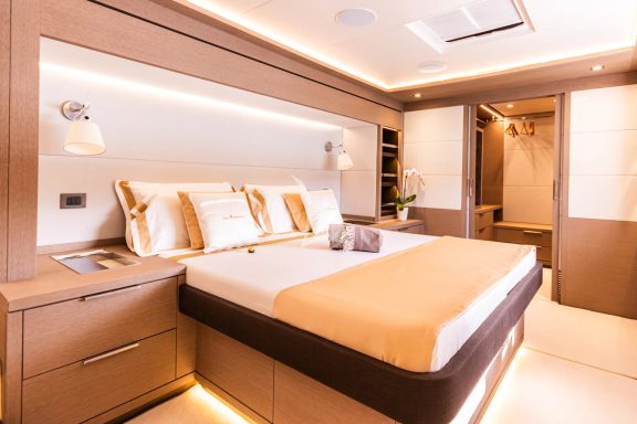 Image of J. SPARROW yacht #21