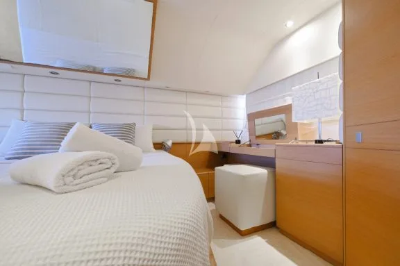Image of BLUEWAVE yacht #21