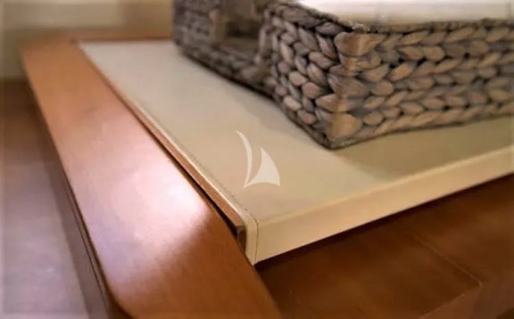 Master cabin desk detail: High quality materials and refined leather