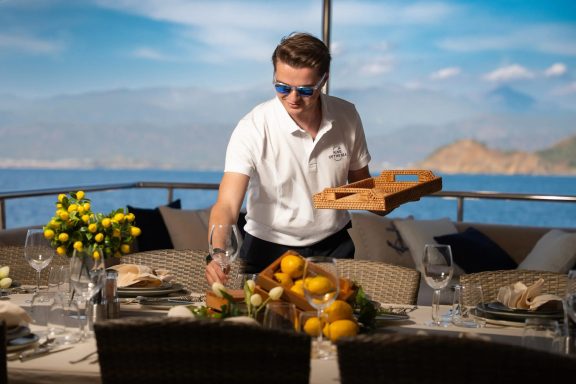 Image of King of the Sea yacht #27