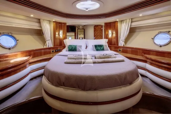 Image of DREAM yacht #17
