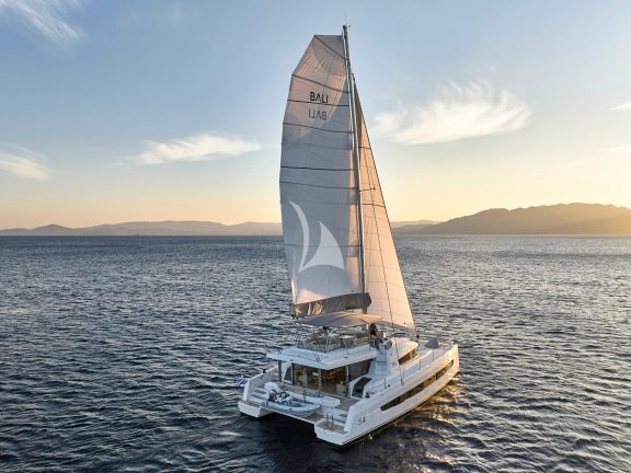 Sahana sailing