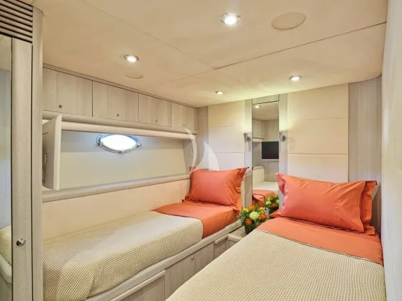 Image of M FIVE yacht #35