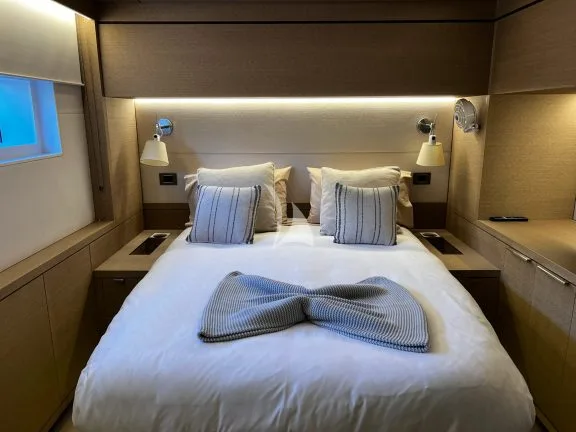 Guest cabin