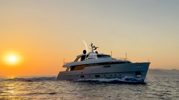 Image of FLORI yacht #10