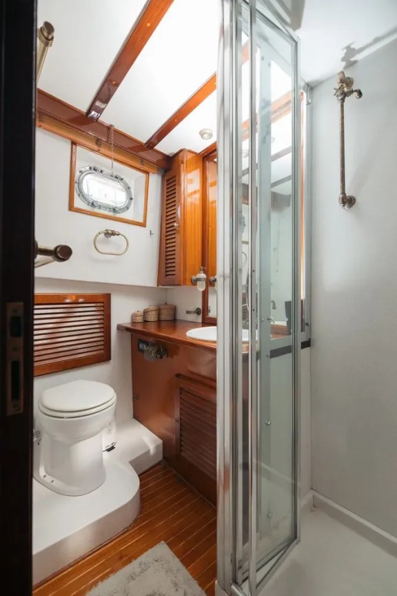 Image of SEATZEN yacht #4