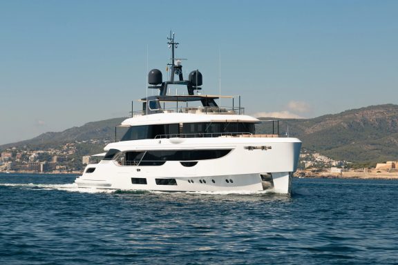 Image of How Much Is Enough yacht #4