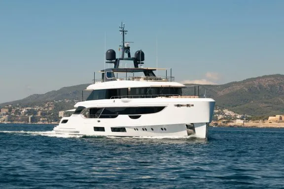 Image of How Much Is Enough yacht #4
