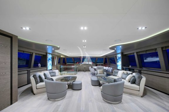Image of All About U 2 yacht #21