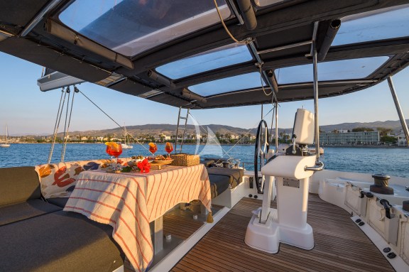 Image of LARGO WINCH yacht #11