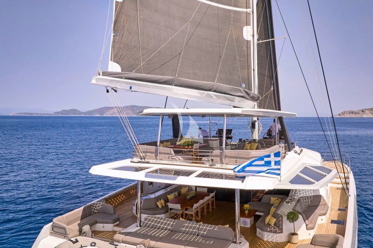 Flybridge