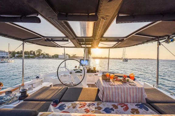 Image of LARGO WINCH yacht #12