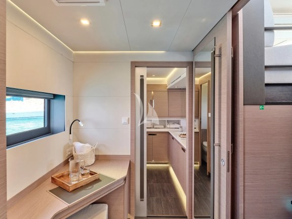 Master cabin desk area