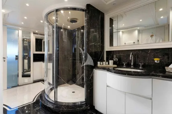 The exceptionally spacious en suite bathroom of the 2nd Master cabin (main deck) has 2 separate toiets, 2 sink units, 2 doors, a large shower & lots of stoarge space