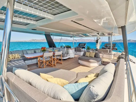Flybridge