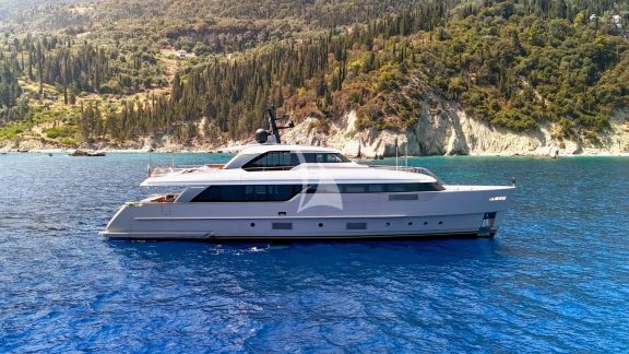 Image of FLORI yacht #3