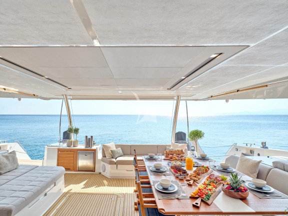 Image of STEPHANIE yacht #14