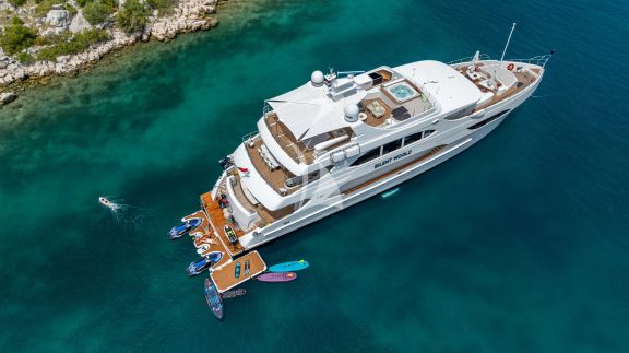 Image of SILENT WORLD yacht #3