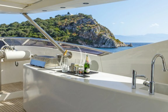 Image of GEORGE P yacht #57