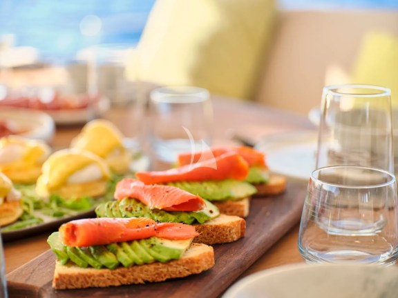 Salmon bruschetta