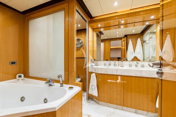 Image of CAN’T REMEMBER yacht #18