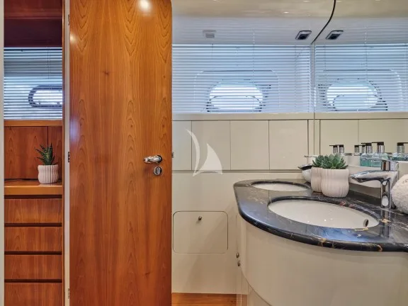 Image of STAR LINK yacht #35