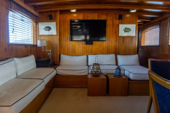 Image of Aphrodite yacht #15