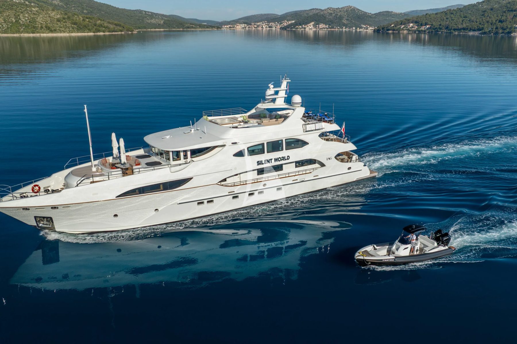 Main image of SILENT WORLD yacht
