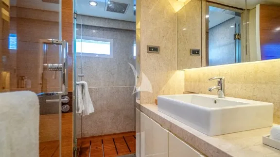 Double Cabin ensuite