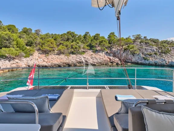 Image of SERENISSIMA yacht #19