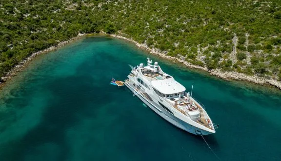 Image of SILENT WORLD yacht #15